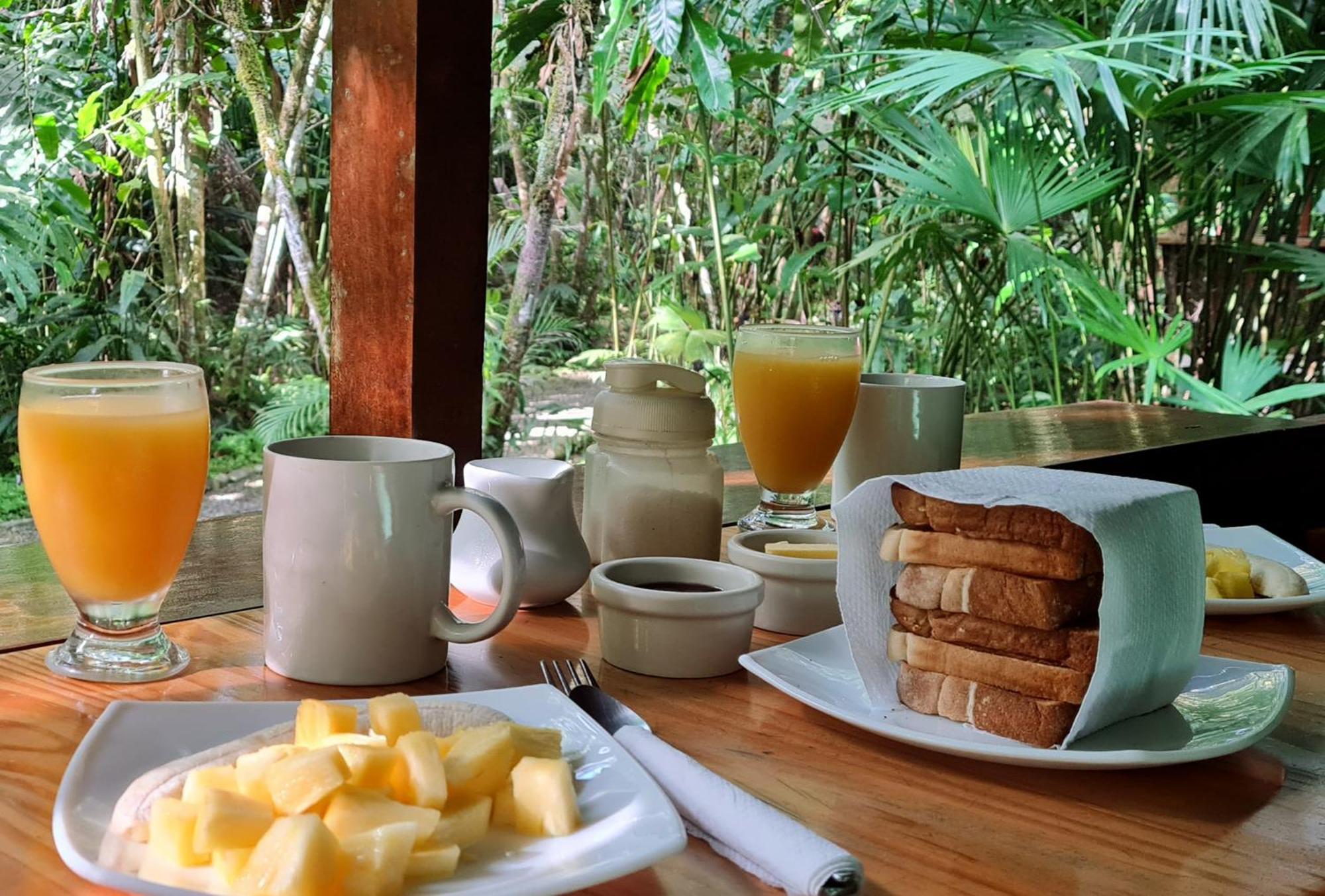 El Colibri Lodge มันซานีโย ภายนอก รูปภาพ