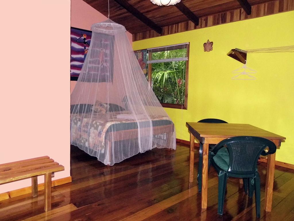 El Colibri Lodge มันซานีโย ภายนอก รูปภาพ
